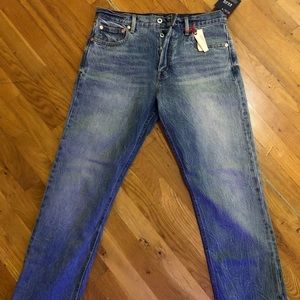 GAP jeans smoothing pockets